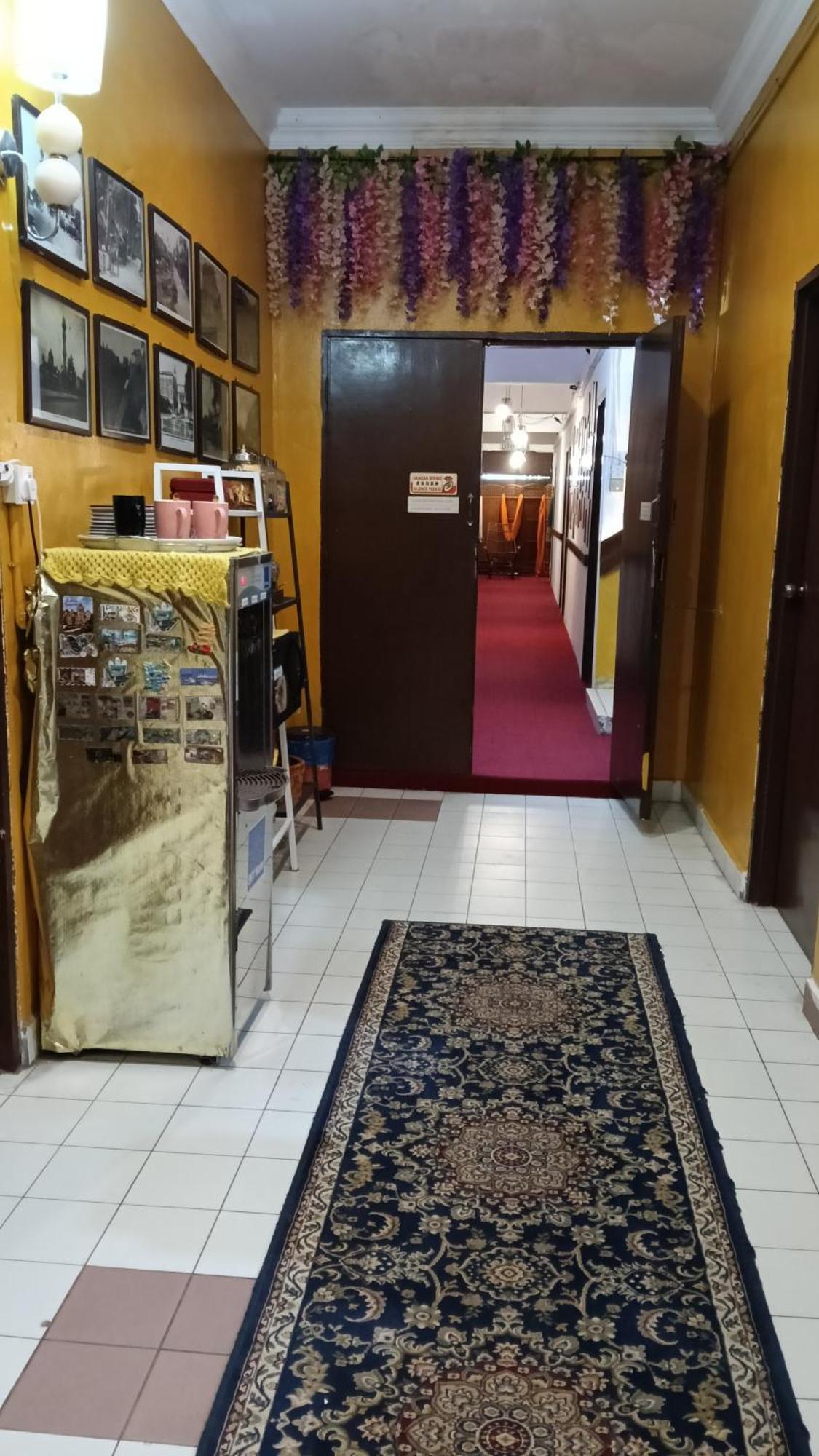 Forest Paradise Inn Teluk Bahang Private Malay Traditional House Concept Hotel By Wan ภายนอก รูปภาพ